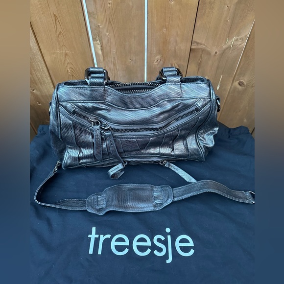 treesje Shoulder Bag - Picture 1 of 5